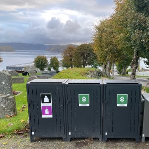 Avfallsbeholder Rien utendรธrs kildesortering