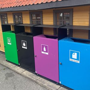 Avfallsbeholder kildesortering Knekk i stasjon
